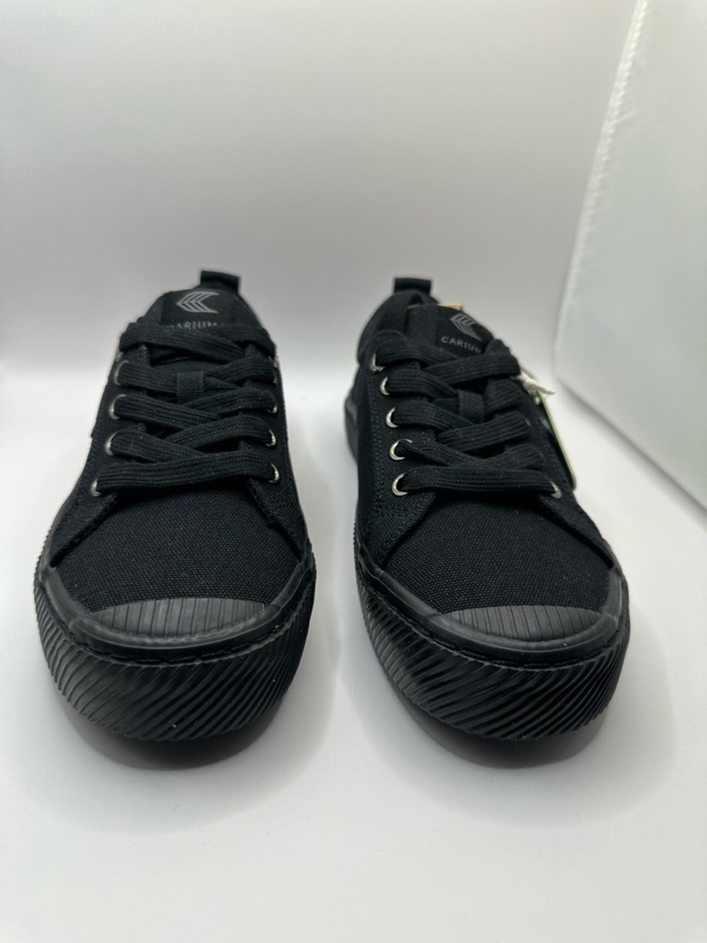 **NEW** Cariuma OCA Low-Top Sneaker size 6.5 women/5men - Picture 2 of 6